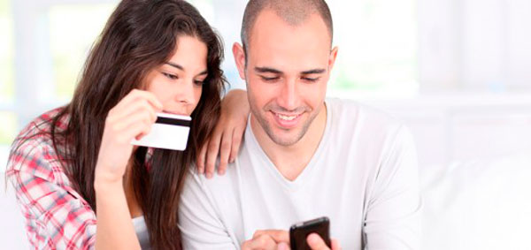 Leia mais sobre o artigo Mulheres ou Homens? Como cada público se comporta no ato da compra