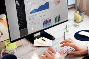 Monitorar a concorrência pode fazer sua empresa vender mais