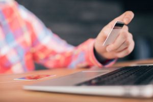 Marketplace: 52% das lojas estão em canal de venda e integrar ERP melhora experiência*